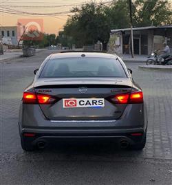 نيسان ألتيما